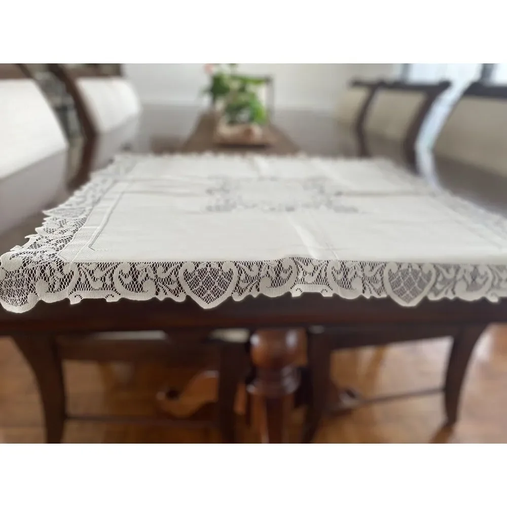 Vintage 1980s Ivory Lace Leaves Rectangle Tablecloth Cottage Farmhouse 26